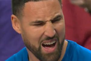 到底啥味道？克萊面帶笑容多次嗅鹽提神 隨后突發(fā)惡疾表情瘋狂