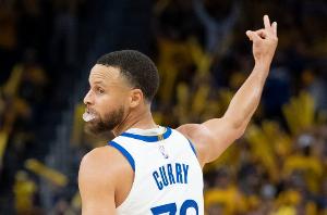 拉科布：總有一天要重建 我們都清楚庫(kù)里退役后我們找不到替代者