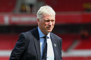 不敵曼城！莫耶斯：我對大部分時間的表現(xiàn)滿意，但錯過很多機會