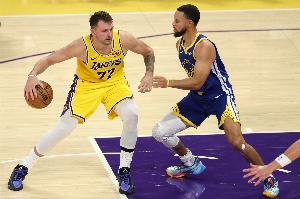 三后衛(wèi)+死亡五漏！77和小里掄冒煙又如何 湖勇的最大差距是防守？