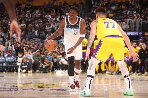 28隊打完賽季揭幕戰(zhàn)！東契奇、馬克西、文班和華子已經砍下4個40+