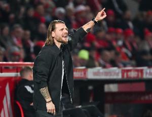 門興主帥：少一人作戰(zhàn)超過80分鐘，為球隊展現(xiàn)的面貌感到無比自豪