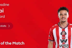 打進(jìn)絕殺，英超官方：塔爾比當(dāng)選桑德蘭2-1切爾西全場最佳球員