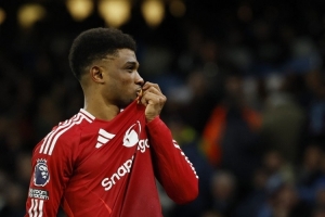 52%！阿瑪?shù)卤磺蛎赃x為曼聯(lián)2-2森林隊(duì)內(nèi)最佳，卡塞米羅第二