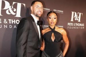 被榨干了？克萊本賽季場均僅8.7分&命中率33.3% 多項數(shù)據(jù)創(chuàng)新低