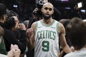 補強最后拼圖！BR設(shè)想三方交易：火箭送走范喬丹追逐冠軍后衛(wèi)懷特