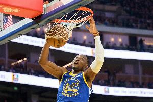 庫明加：無論庫里、巴特勒和格林是否在場上 我的心態(tài)始終如一