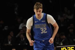 最后時(shí)刻有擔(dān)當(dāng)！弗拉格錯(cuò)失空位追平干拔 全場(chǎng)得到20分9板3斷2帽