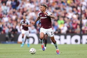 天空體育：羅杰斯與維拉談妥續(xù)約至2031年，成為隊(duì)內(nèi)頂薪球員之一