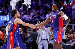 5連勝東部第一！媒體人：CC+杜倫的雙核 底特律籃球的新時(shí)代來(lái)了