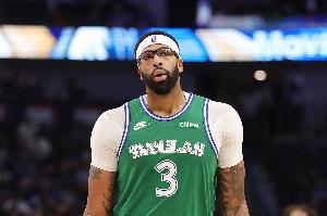 TA：聯(lián)盟內(nèi)部有流言稱 獨行俠可能同時放棄安東尼·戴維斯和歐文