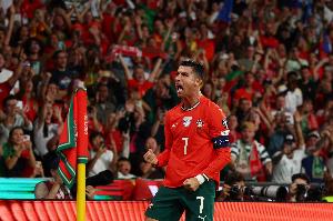 馬丁內(nèi)斯談C羅：不應(yīng)著眼于最后一屆世界杯，而應(yīng)關(guān)注他已參加5屆