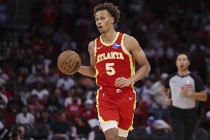 手感不佳！丹尼爾斯16投僅4中拿到12分 三分5中0