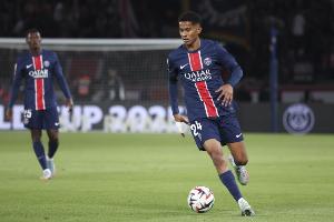 馬尤盧成為巴黎隊(duì)史打進(jìn)10球第三年輕球員，僅次于雷諾、姆巴佩