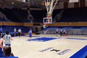 這速度和運動能力，就知道這狀元不會水！