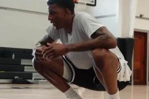 續(xù)約嘍！小賈巴里-史密斯休賽期的訓(xùn)練 各種運(yùn)球跳投和接球投籃