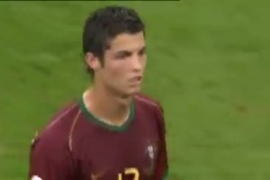 眾多英格蘭球迷的意難平！魯尼世界杯被罰下，C羅迷之眨眼