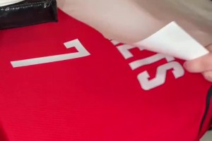 7號(hào)球衣開(kāi)始生產(chǎn)預(yù)售杜蘭特的火箭時(shí)代：官方曬KD超酷變身