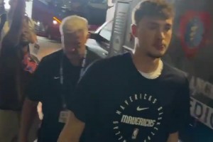 萬(wàn)眾期待！弗拉格抵達(dá)球館即將首秀 票價(jià)已創(chuàng)夏聯(lián)歷史新高