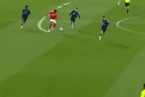 下一站紐卡！伊蘭加上賽季9秒狂奔85米攻破曼聯(lián)大門！