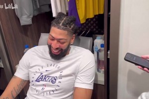 真敢說濃眉曾調(diào)侃詹姆斯30+場數(shù)超喬丹：他多用了7個(gè)賽季