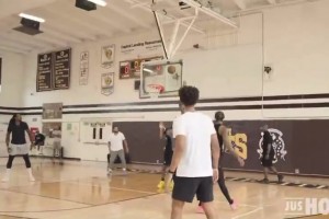 你小子想挨拳頭了！追夢野球局和穆迪較上勁了，出現(xiàn)離譜三不沾！