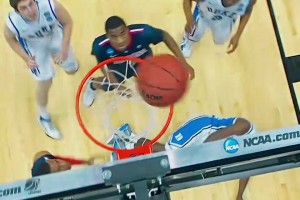 僅用11場比賽就鎖定狀元！歐文大學時期絲滑集錦！降維打擊！