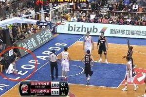 CBA也有性感啦啦隊(duì)！哈德森此前被啦啦寶貝干擾，罰丟關(guān)鍵球