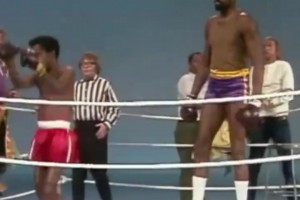 楊毅：張伯倫才是真刷子，100分那場球其實(shí)很丑陋