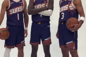 排面??！太陽三位核心球員拍定妝照，杰倫-格林直接站在C位！