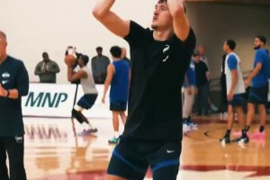 獨行俠狀元弗拉格投籃訓(xùn)練！這出手動作怎么說？