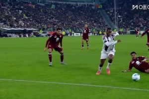 錯失良機！伊爾迪茲送妙傳！戴維前插打門被撲出！