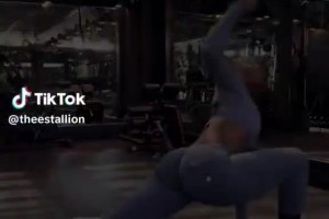 她是真能說！克萊女友馬冬梅的日常健身！暴力身材也得努力維持~